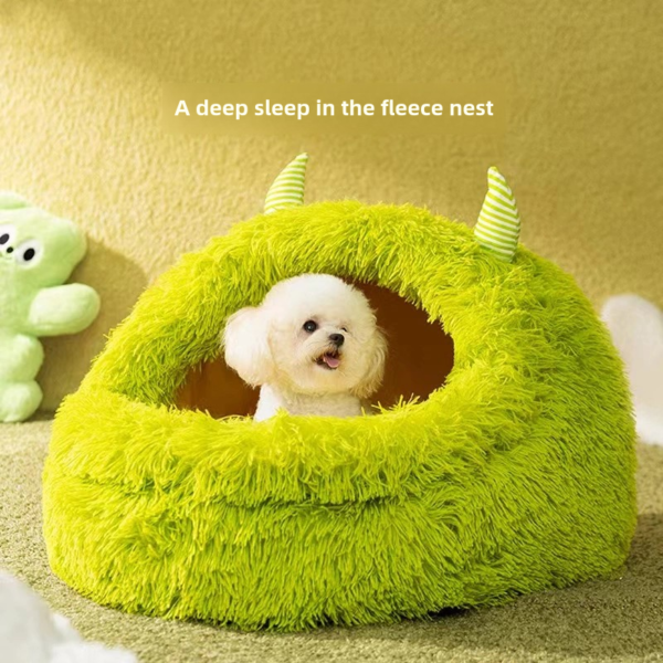 Warm and thick plush small monster shaped deep sleep small nest