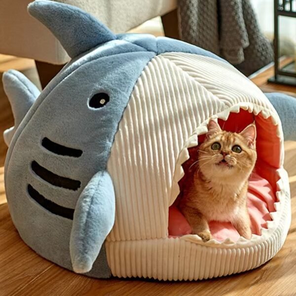 Closed Shark Nest, Cat and Dog Nest, Safe and Versatile throughout the Four Seasons - Image 5